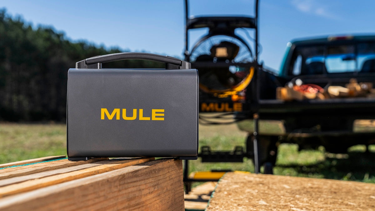 Mobile Workshop with Portable Power Station